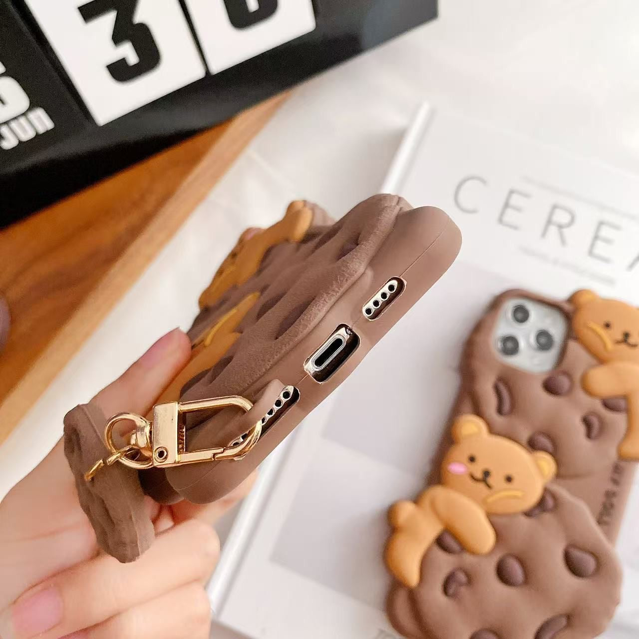 Cookie Bear Case with Cookie Keychain for iPhone 16 Pro Max