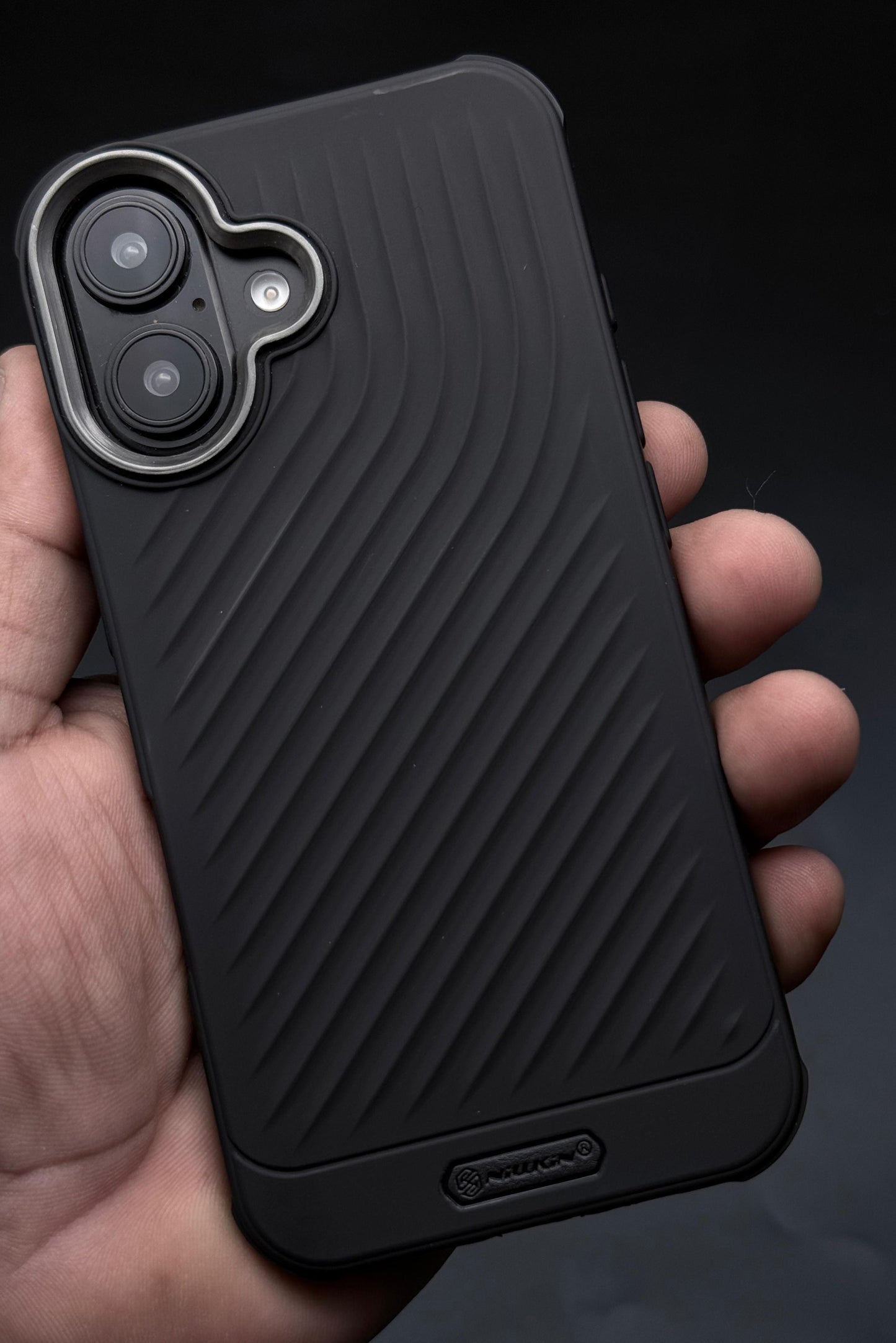 Ripple Wave Case with Metallic Camera Ring for iPhone 16