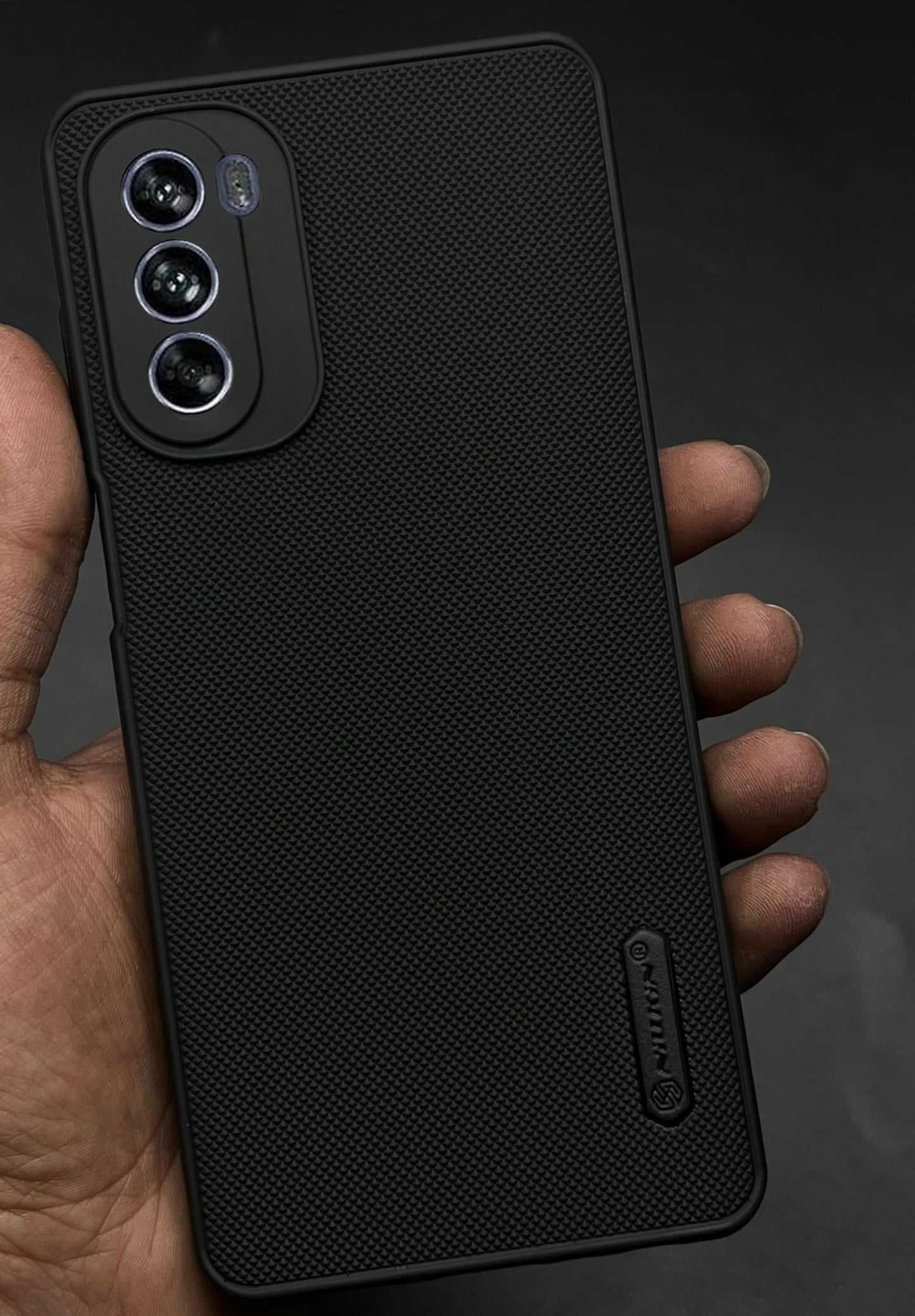 NIUKIN Super Frosted Dotted Case for Moto G62