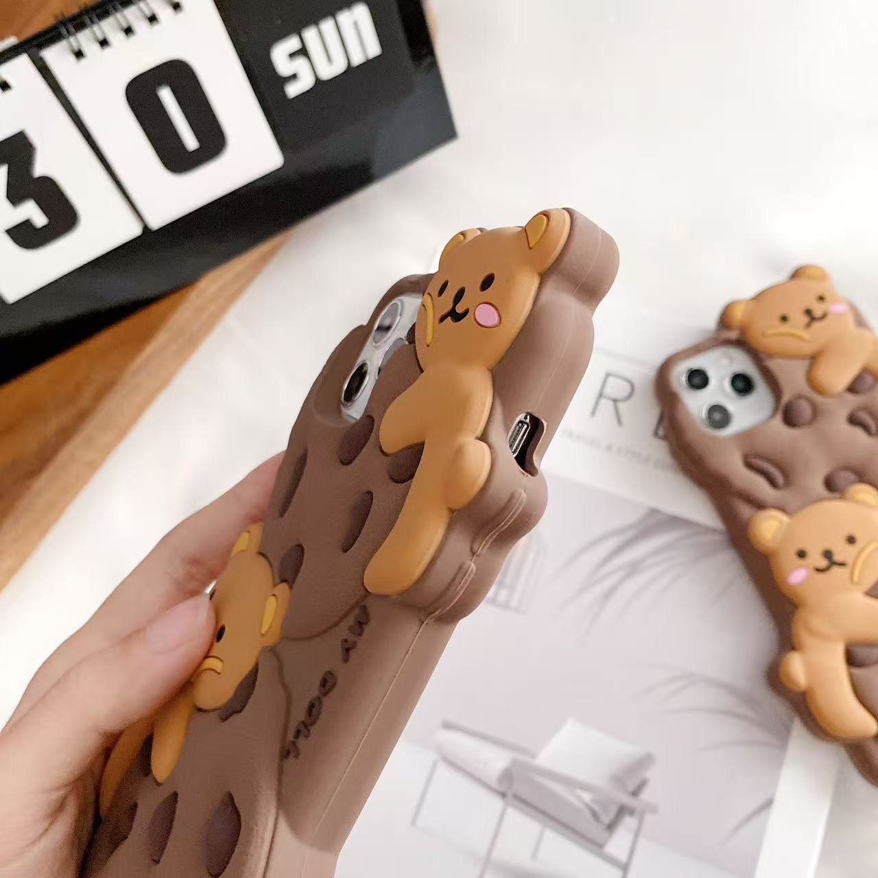 Cookie Bear Case with Cookie Keychain for iPhone 16 Pro Max